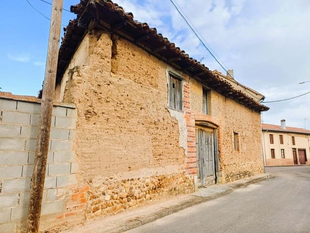 5 Zimmer Haus zu verkaufen in León Stadt mit Garage - 75.000 € (Ref: 9989149)