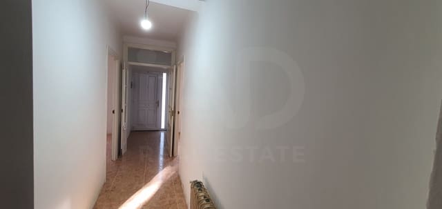 4 soverom Hus til salgs i Salamanca by med garasje - € 128 000 (Ref: 9989151)