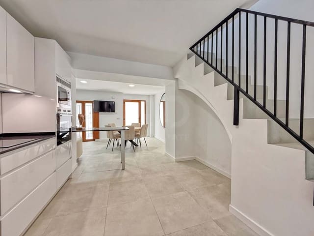 3 soverom Hus til salgs i Centro ciudad, Javea / Xàbia - € 325 000 (Ref: 9989155)
