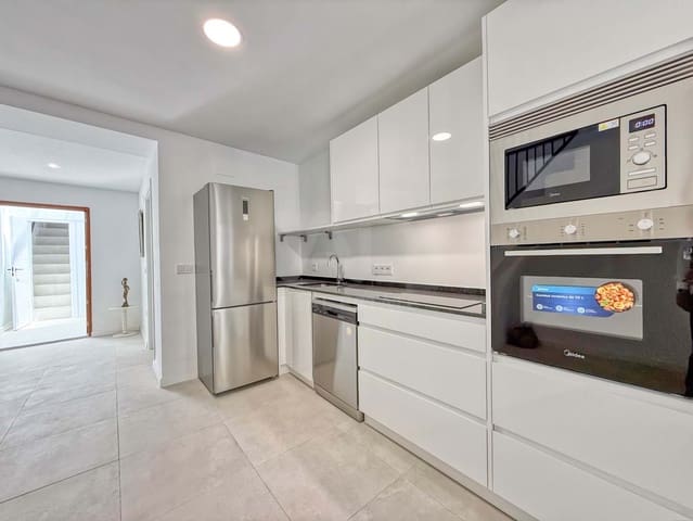 3 soverom Hus til salgs i Centro ciudad, Javea / Xàbia - € 325 000 (Ref: 9989155)