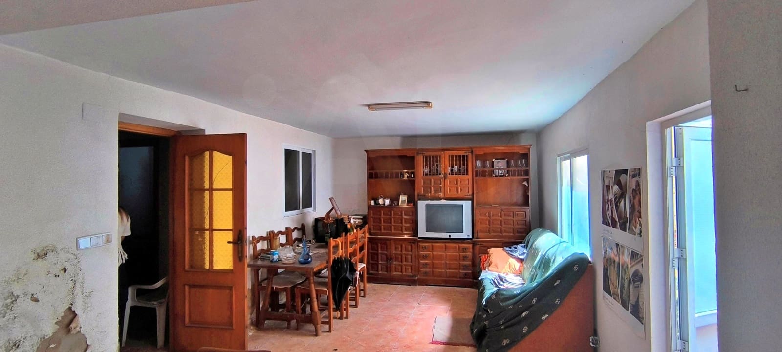 6 Zimmer Haus zu verkaufen in Alicante / Alacant Stadt mit Garage - 140.000 € (Ref: 9989157)