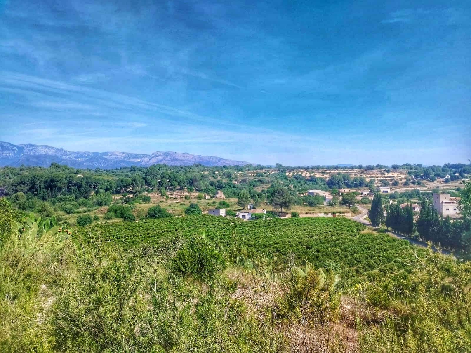 Grunde uden byggetilladelser til salg i Tarragona by - € 129.249 (Ref: 9989164)