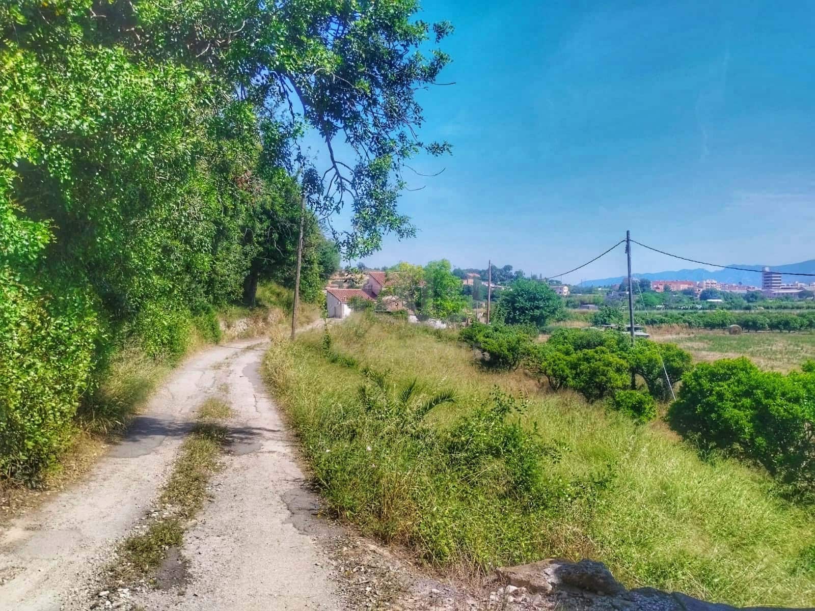 Grunde uden byggetilladelser til salg i Tarragona by - € 129.249 (Ref: 9989164)