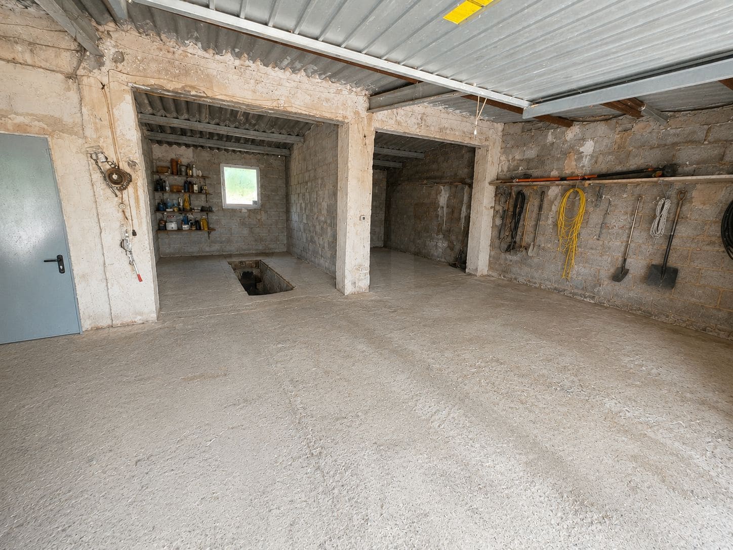 6 soveværelse Finca/Landehus til salg i Cehegin med swimmingpool garage - € 249.900 (Ref: 9989165)