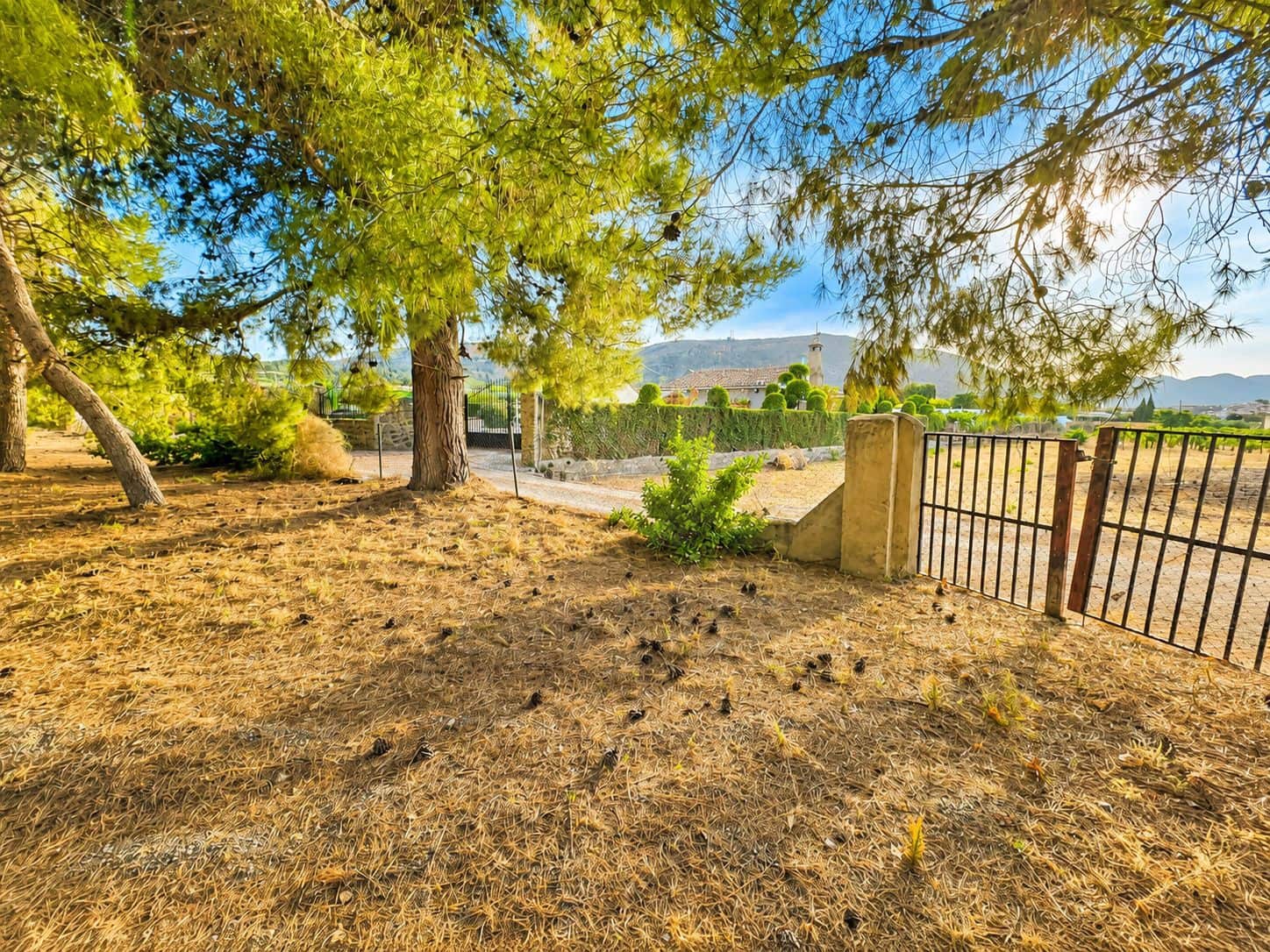 6 soveværelse Finca/Landehus til salg i Cehegin med swimmingpool garage - € 249.900 (Ref: 9989165)