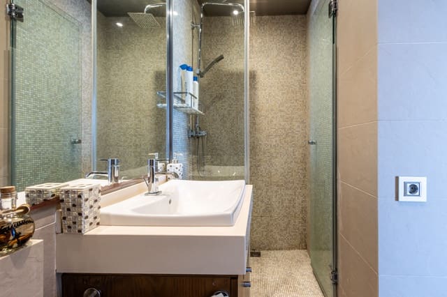 7 soveværelse Villa til salg i Barcelona by med swimmingpool garage - € 2.750.000 (Ref: 9989168)
