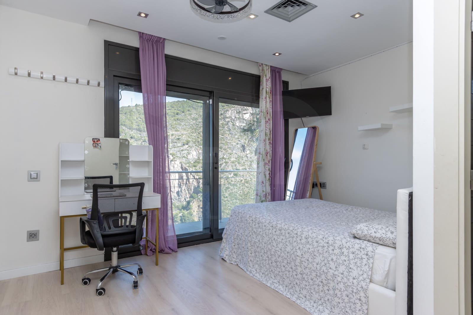 7 soveværelse Villa til salg i Barcelona by med swimmingpool garage - € 2.750.000 (Ref: 9989168)