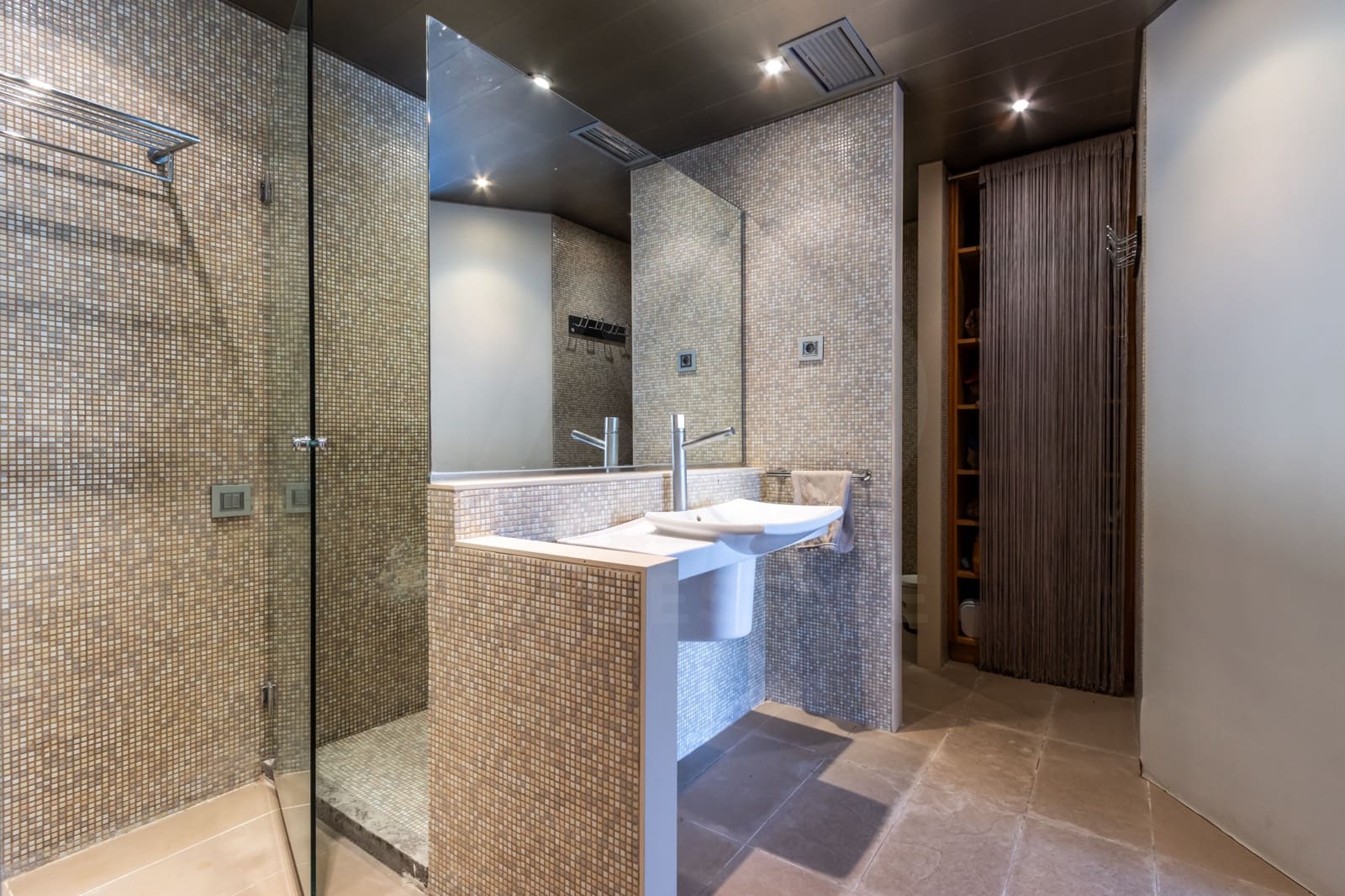 7 soveværelse Villa til salg i Barcelona by med swimmingpool garage - € 2.750.000 (Ref: 9989168)