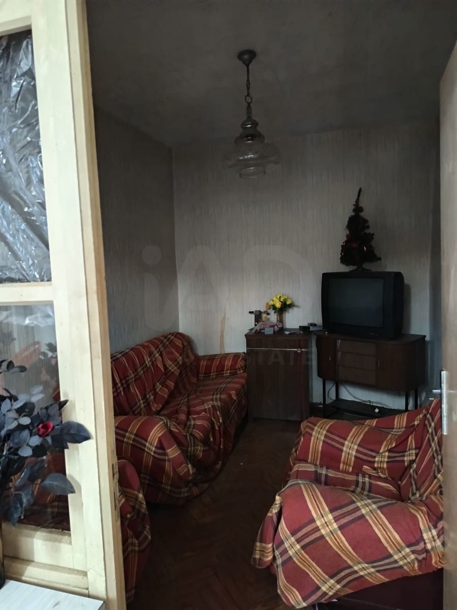 4 slaapkamer Huis te koop in Leon stad met garage - € 35.000 (Ref: 9989170)
