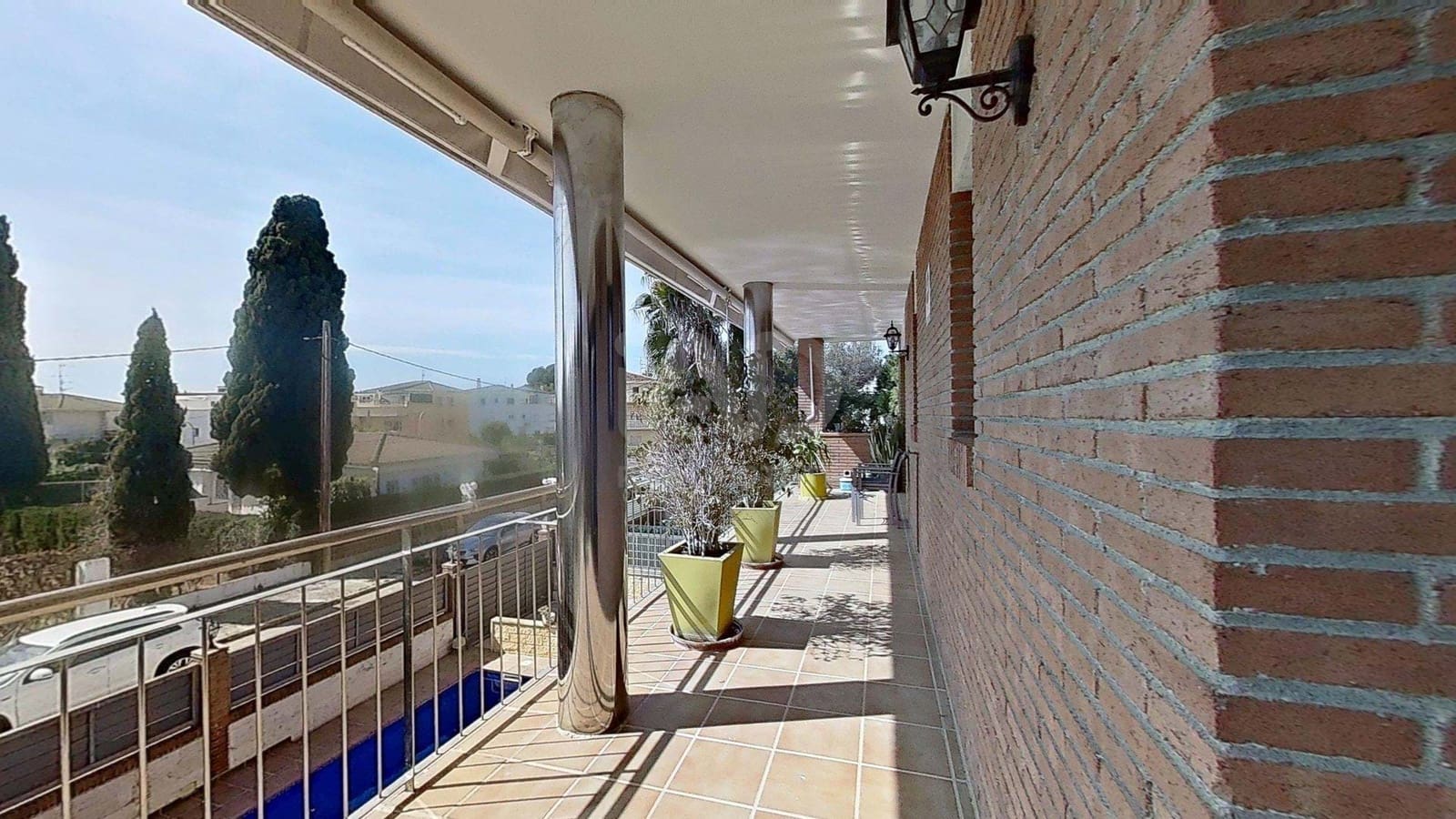 5 soveværelse Villa til salg i Tarragona by med swimmingpool garage - € 675.000 (Ref: 9989171)