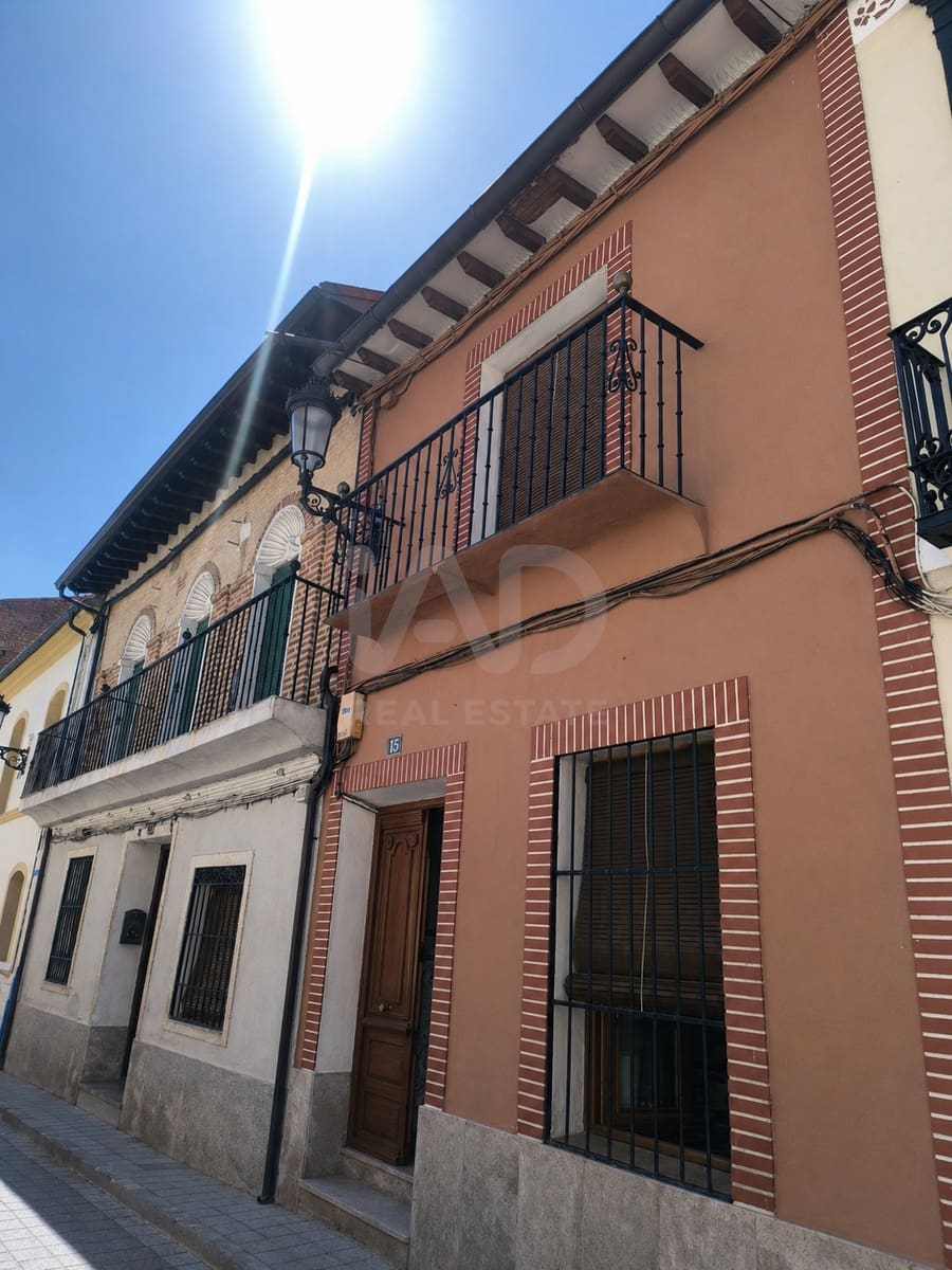 6 chambre Maison de Ville à vendre à Valladolid ville avec garage - 132 900 € (Ref: 9989172)
