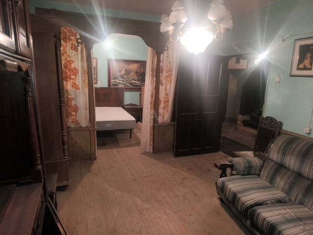 5 sovrum Villa till salu i Valladolid stad med garage - 266 500 € (Ref: 9989173)