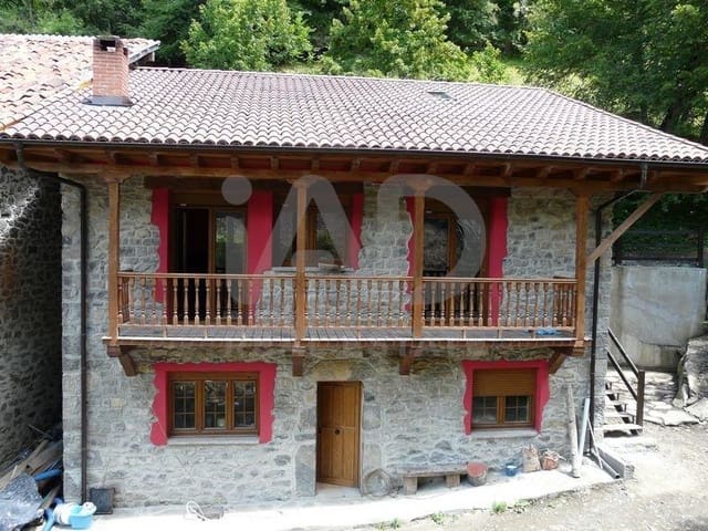 5 soverom Finca/Herregård til salgs i Leon by - € 138 000 (Ref: 9989174)