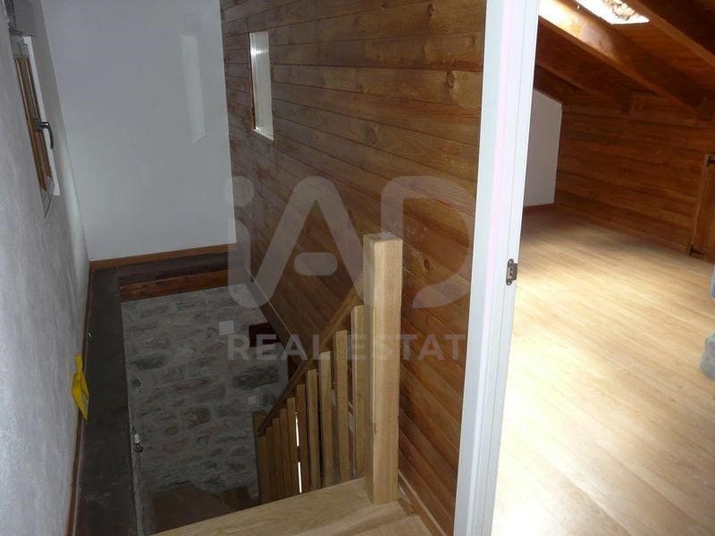 5 soveværelse Finca/Landehus til salg i Leon by - € 138.000 (Ref: 9989174)