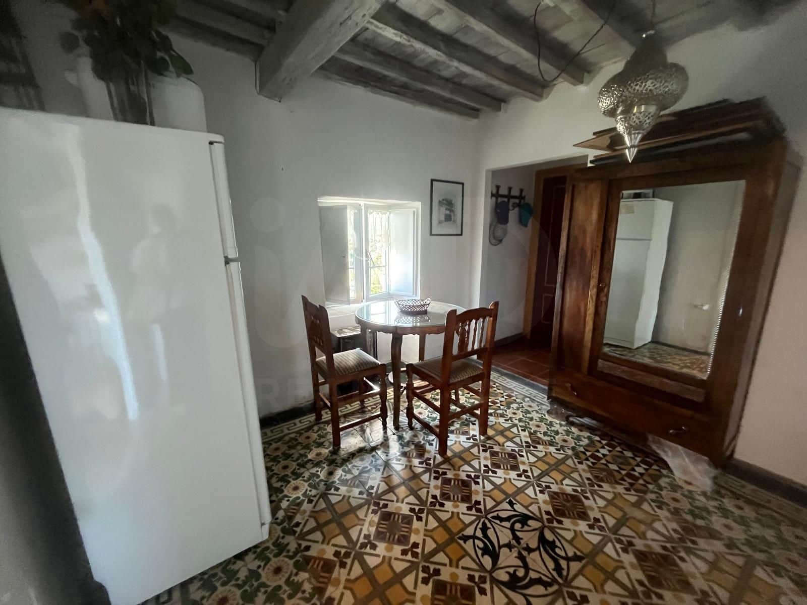 4 bedroom Townhouse for sale in Salamanca city - € 150,000 (Ref: 9989175)
