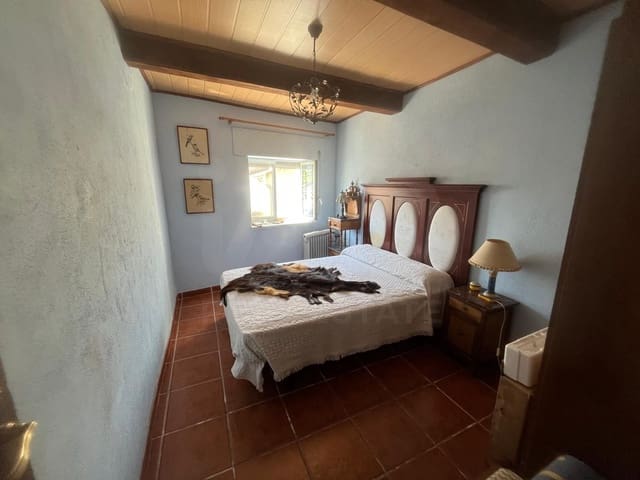 4 bedroom Townhouse for sale in Salamanca city - € 150,000 (Ref: 9989175)