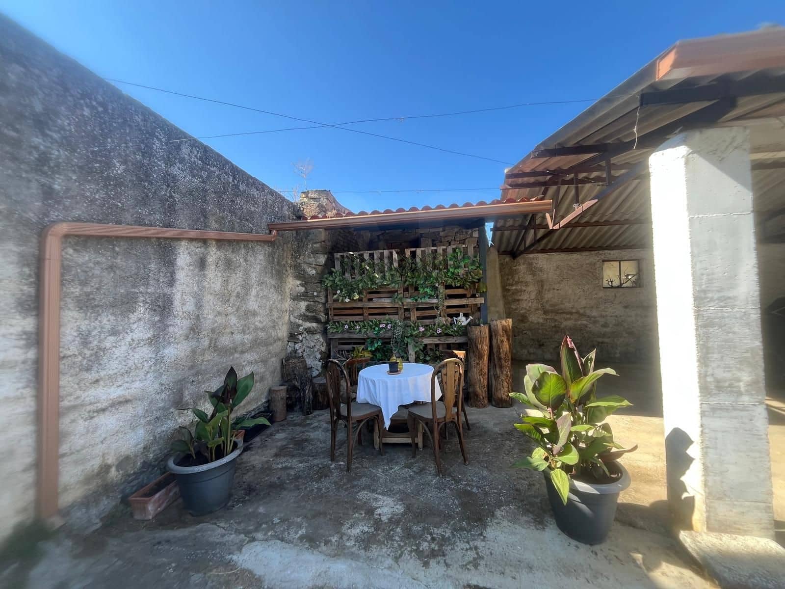 4 bedroom Townhouse for sale in Aldea del Obispo - € 150,000 (Ref: 9989175)