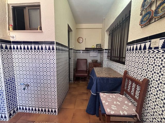 4 soveværelse Byhus til salg i Huelva by - € 120.000 (Ref: 9989177)