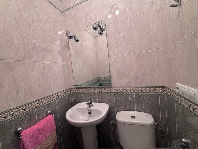 4 soveværelse Byhus til salg i Huelva by - € 120.000 (Ref: 9989177)