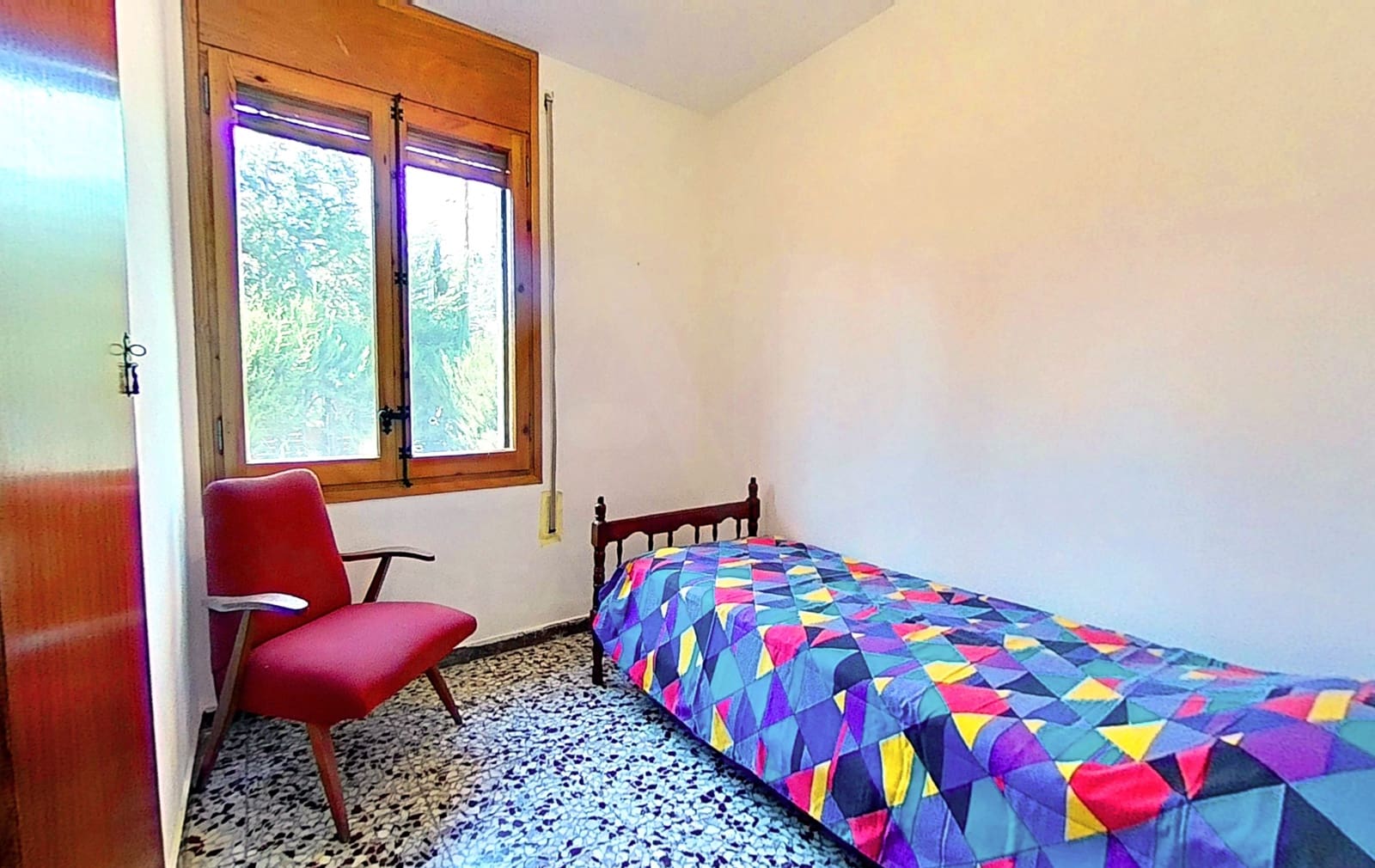 4 slaapkamer Finca/Landhuis te koop in Tarragona stad met garage - € 248.000 (Ref: 9989178)