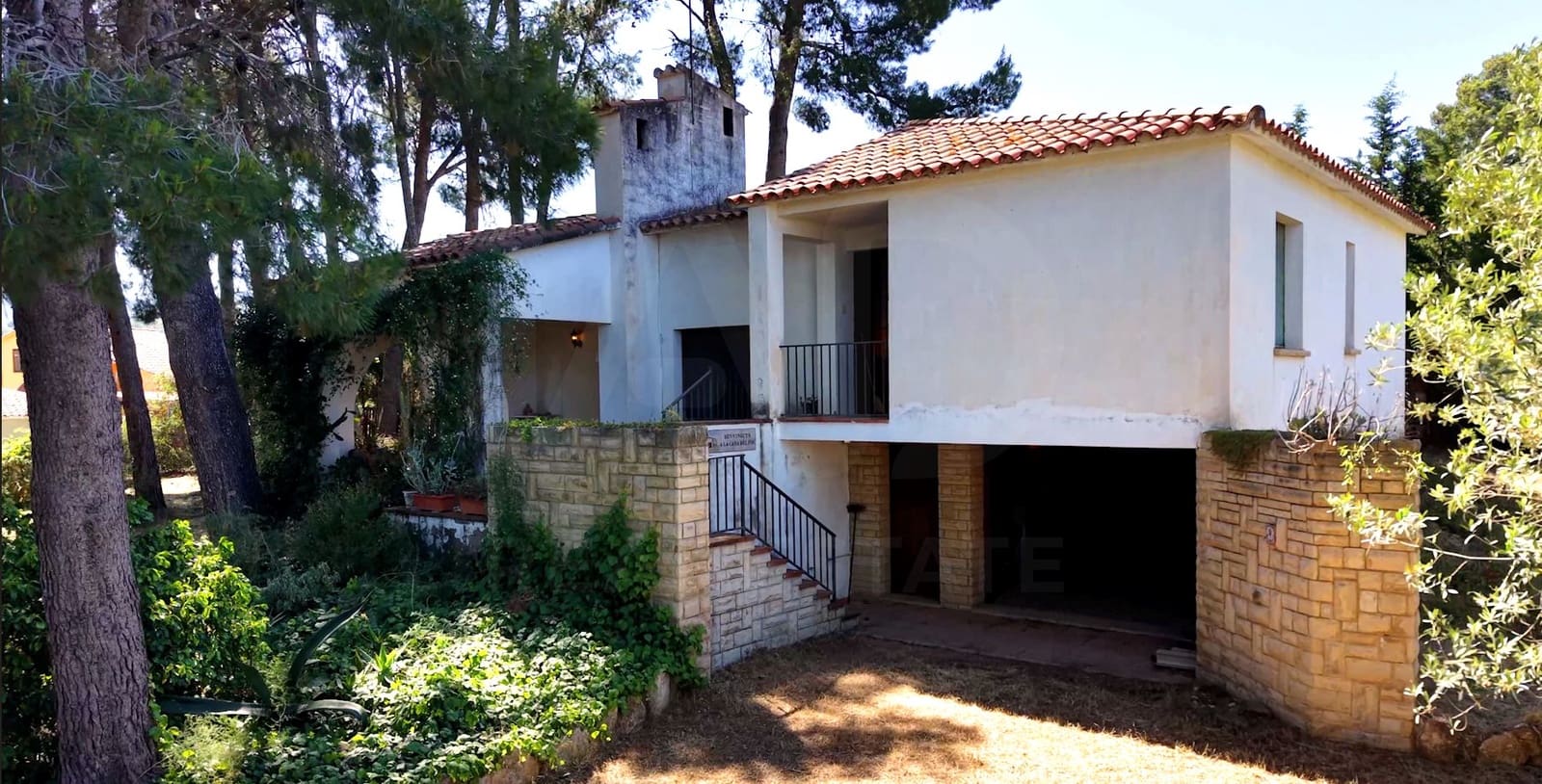 4 slaapkamer Finca/Landhuis te koop in Tarragona stad met garage - € 248.000 (Ref: 9989178)