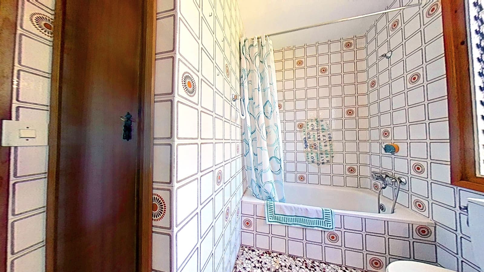 4 slaapkamer Finca/Landhuis te koop in Tarragona stad met garage - € 248.000 (Ref: 9989178)