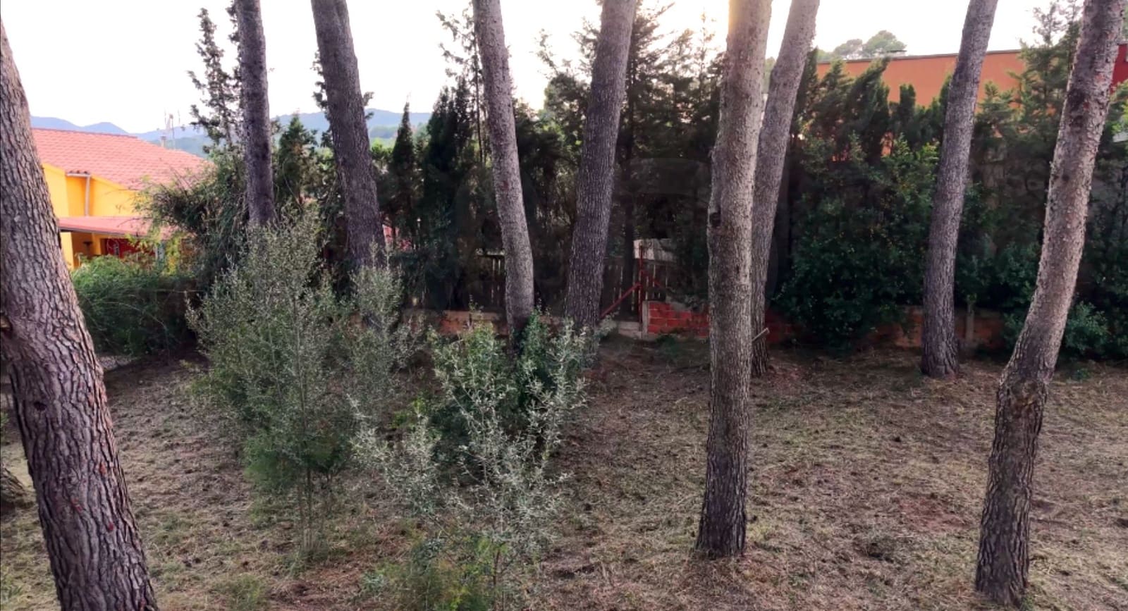 4 slaapkamer Finca/Landhuis te koop in Tarragona stad met garage - € 248.000 (Ref: 9989178)