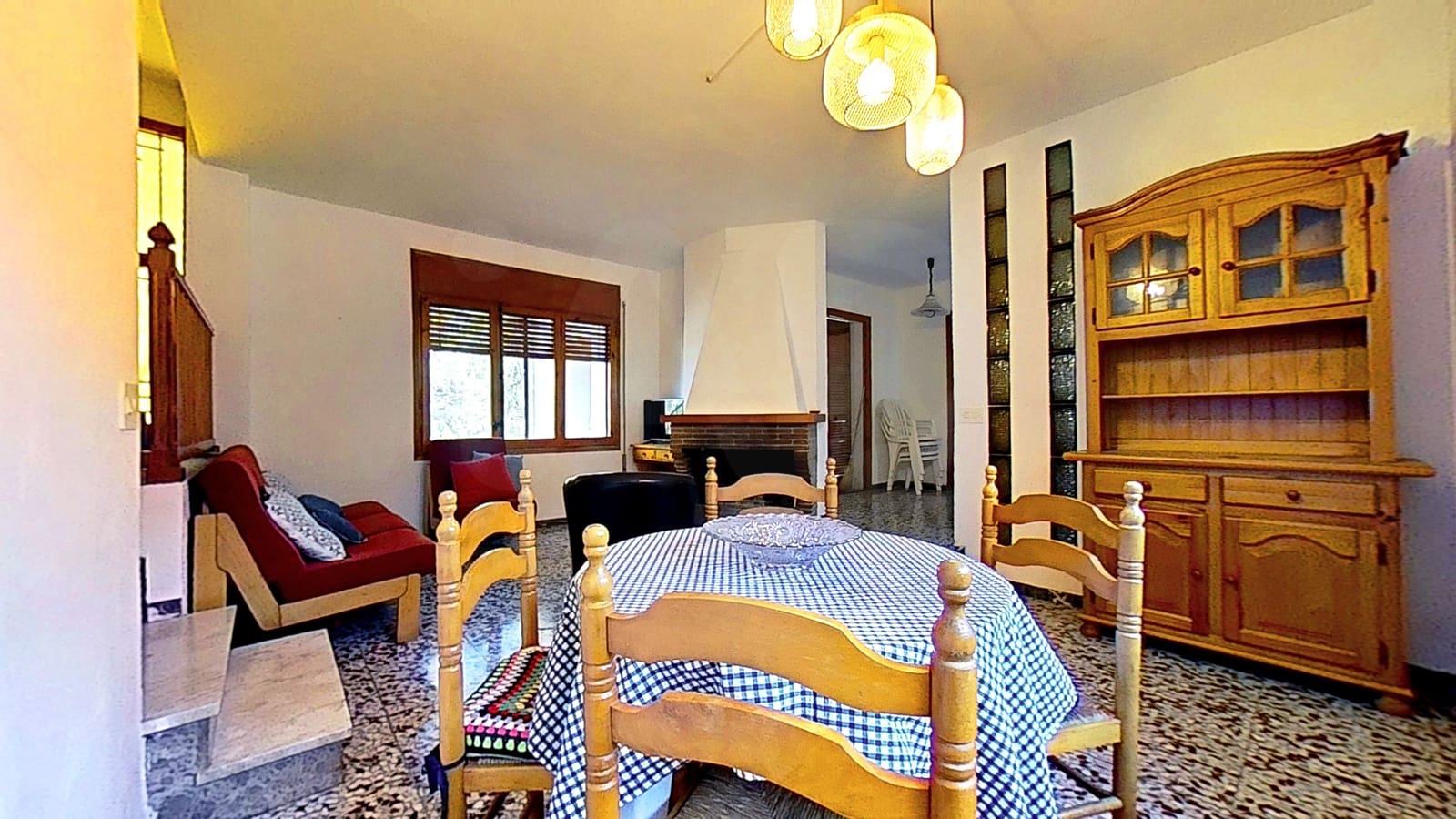 4 slaapkamer Finca/Landhuis te koop in Tarragona stad met garage - € 248.000 (Ref: 9989178)