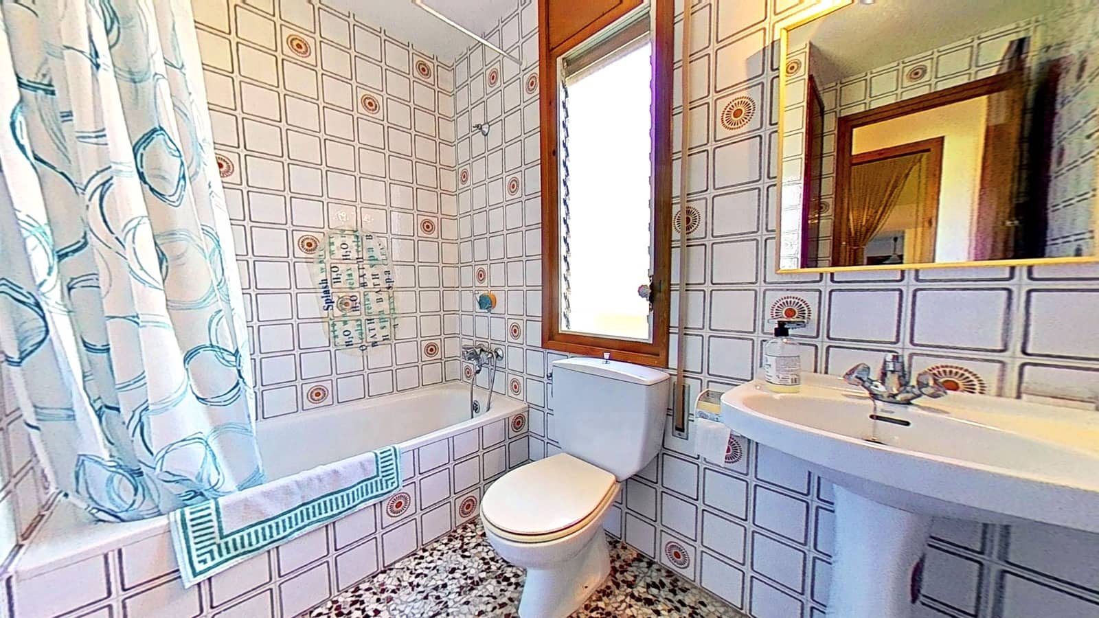 4 slaapkamer Finca/Landhuis te koop in Tarragona stad met garage - € 248.000 (Ref: 9989178)