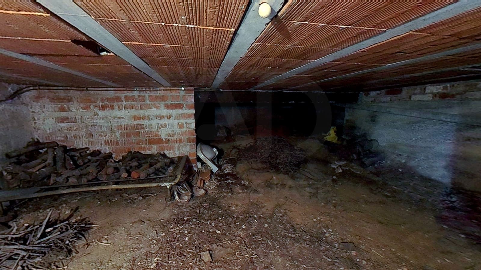 4 slaapkamer Finca/Landhuis te koop in Tarragona stad met garage - € 248.000 (Ref: 9989178)