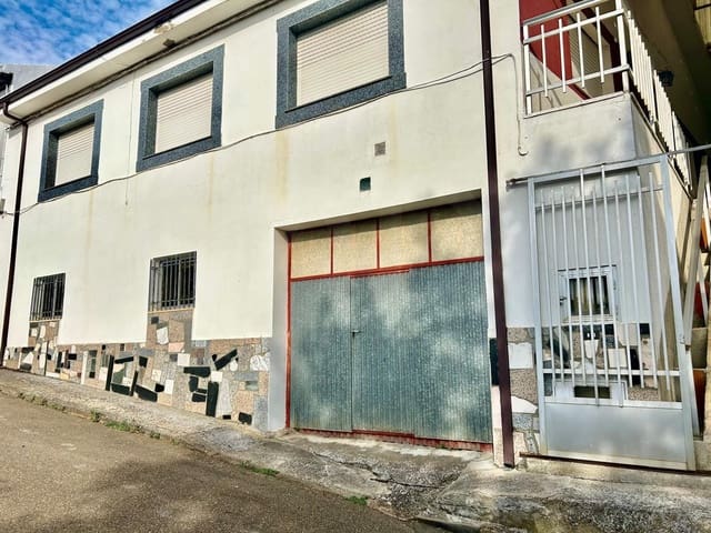4 soverom Finca/Herregård til salgs i Leon by med garasje - € 77 000 (Ref: 9989182)