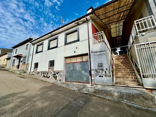 4 soverom Finca/Herregård til salgs i Leon by med garasje - € 77 000 (Ref: 9989182)