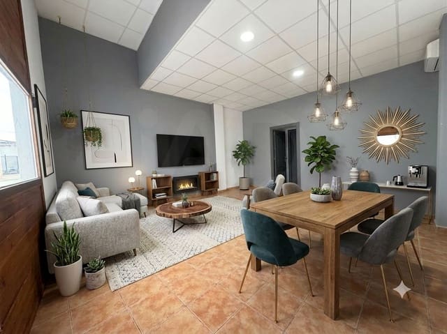 4 bedroom Villa for sale in Potríes with garage - € 375,000 (Ref: 9989183)