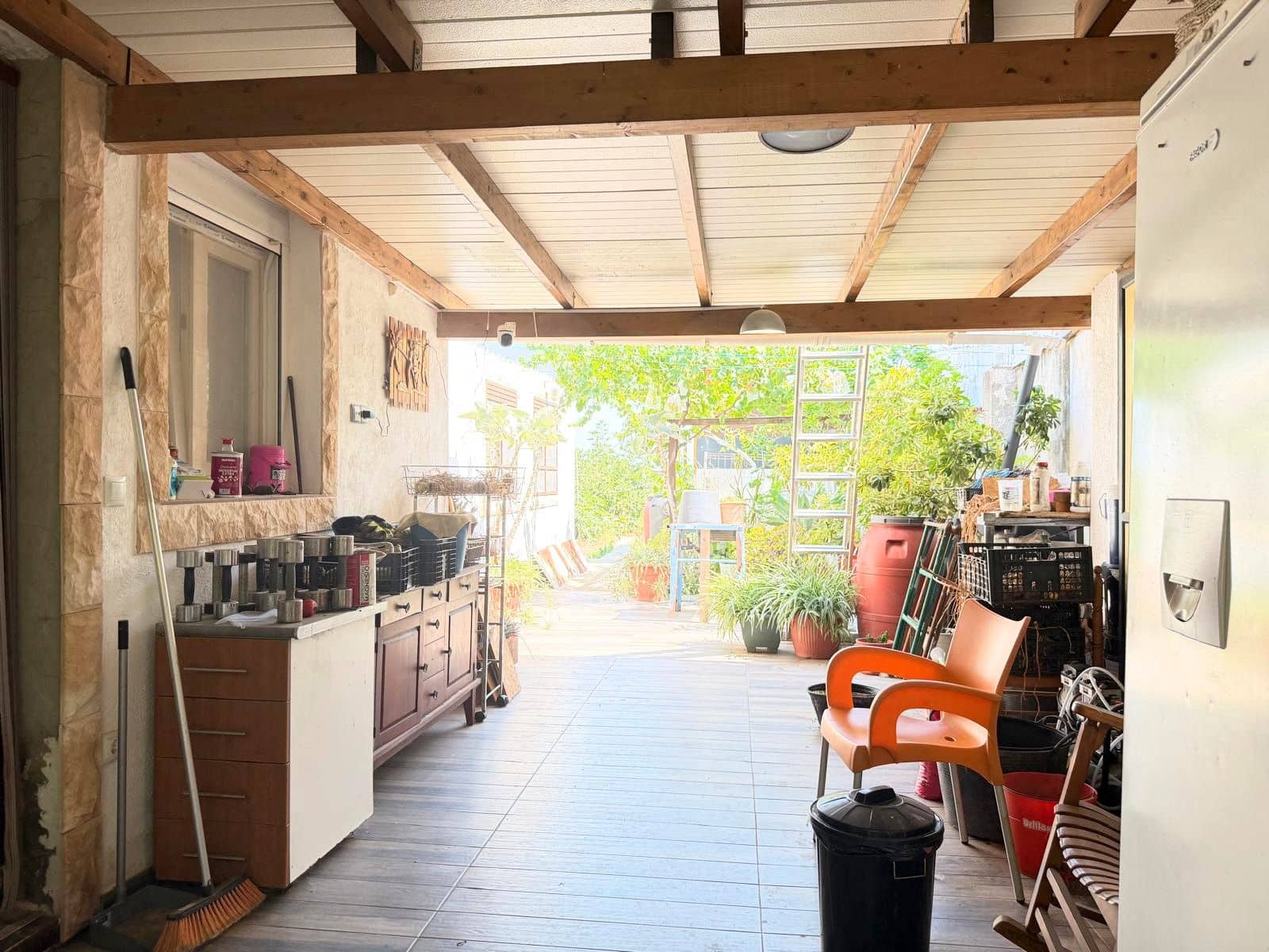 4 camera da letto Villa in vendita in Potries con garage - 375.000 € (Rif: 9989183)
