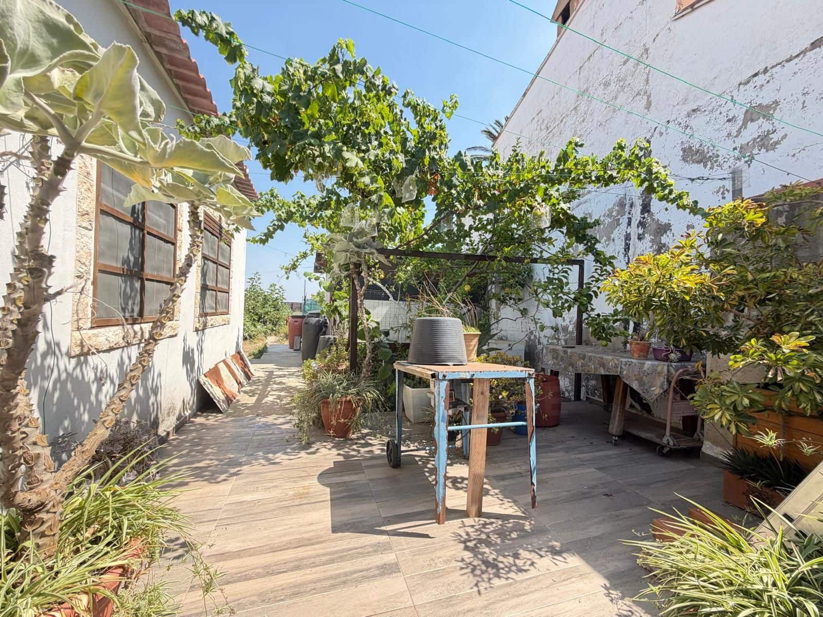 4 camera da letto Villa in vendita in Potries con garage - 375.000 € (Rif: 9989183)