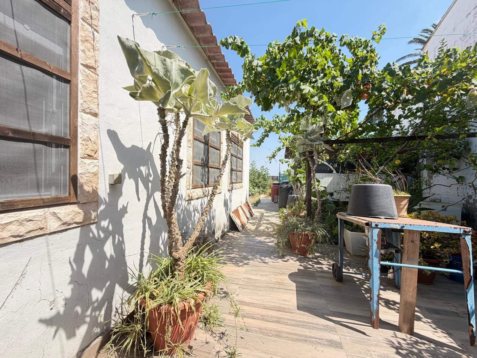 4 camera da letto Villa in vendita in Potries con garage - 375.000 € (Rif: 9989183)