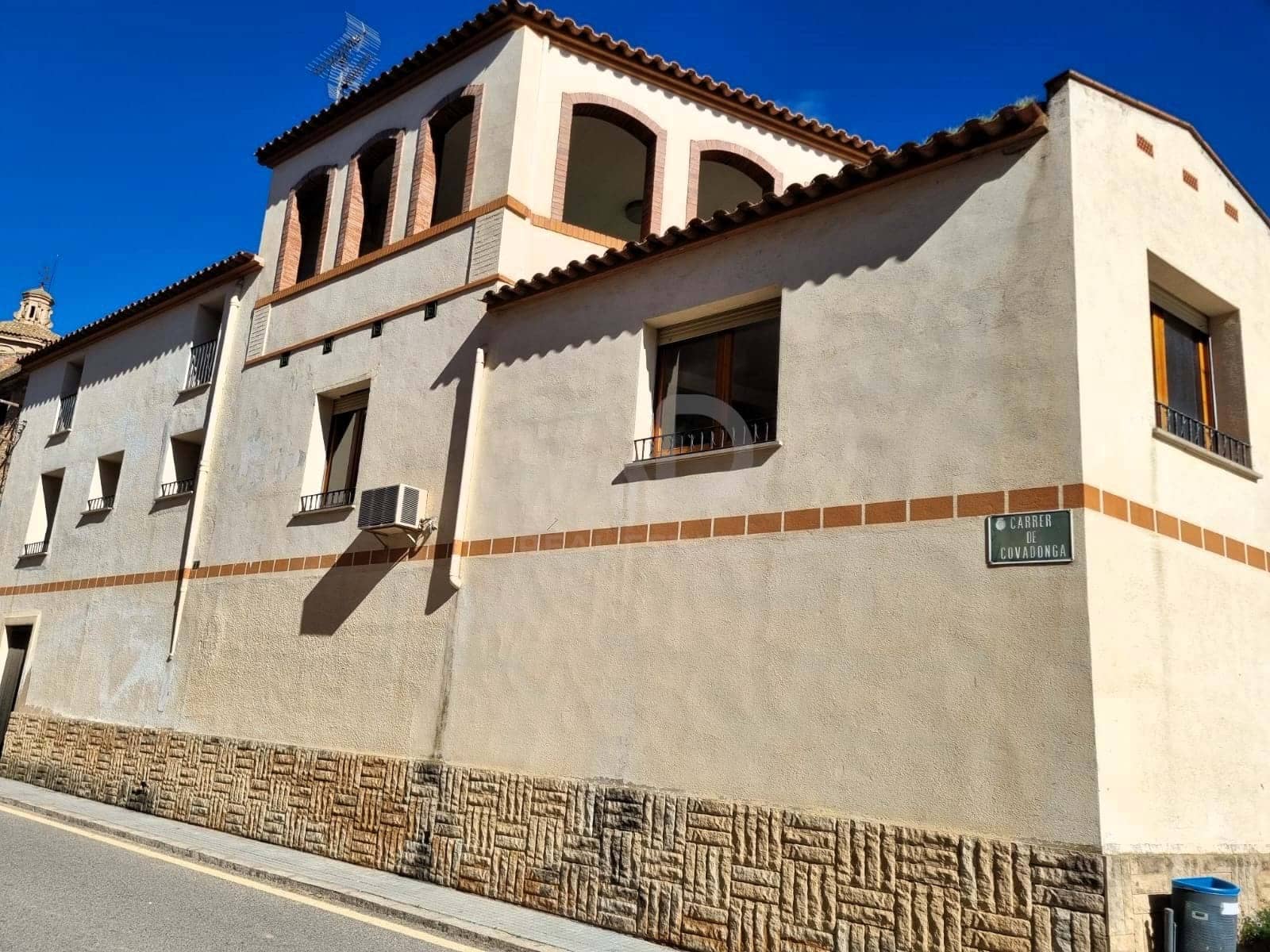 3 chambre Maison de Ville à vendre à Tarragone ville avec garage - 160 000 € (Ref: 9989184)