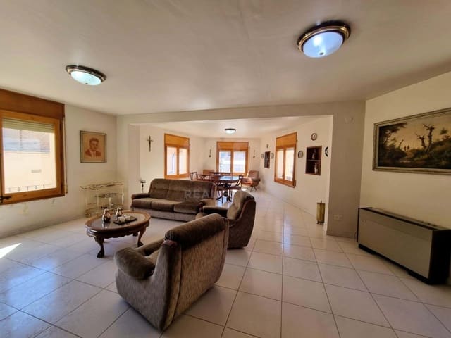 3 soveværelse Byhus til salg i Tarragona by med garage - € 160.000 (Ref: 9989184)