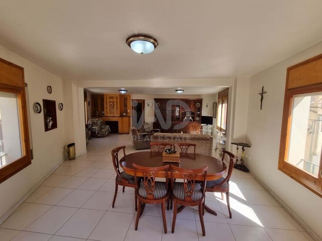 3 soveværelse Byhus til salg i Tarragona by med garage - € 160.000 (Ref: 9989184)