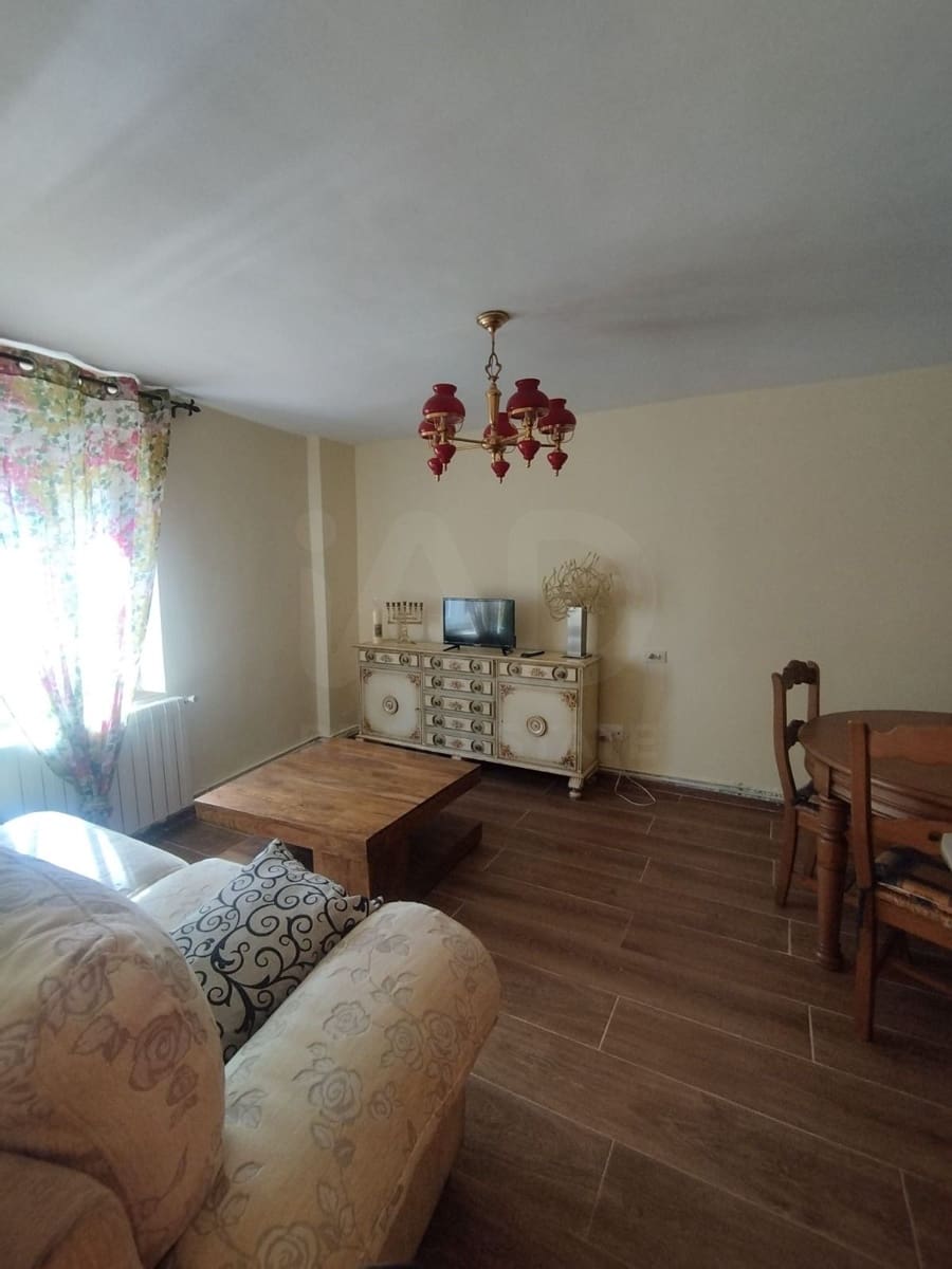 2 quarto Casa em Banda para venda em Leao cidade - 63 000 € (Ref: 9989185)