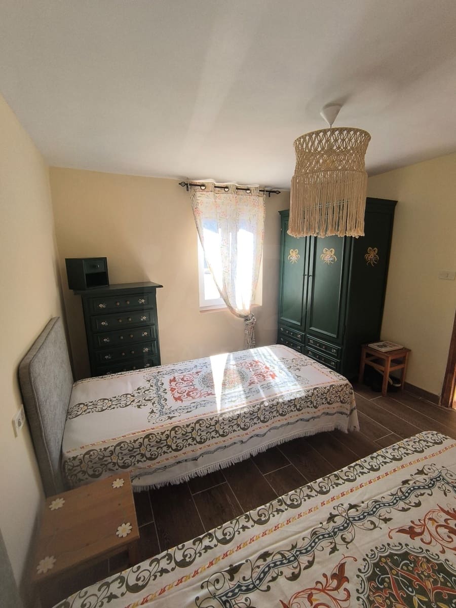 2 quarto Casa em Banda para venda em Leao cidade - 63 000 € (Ref: 9989185)