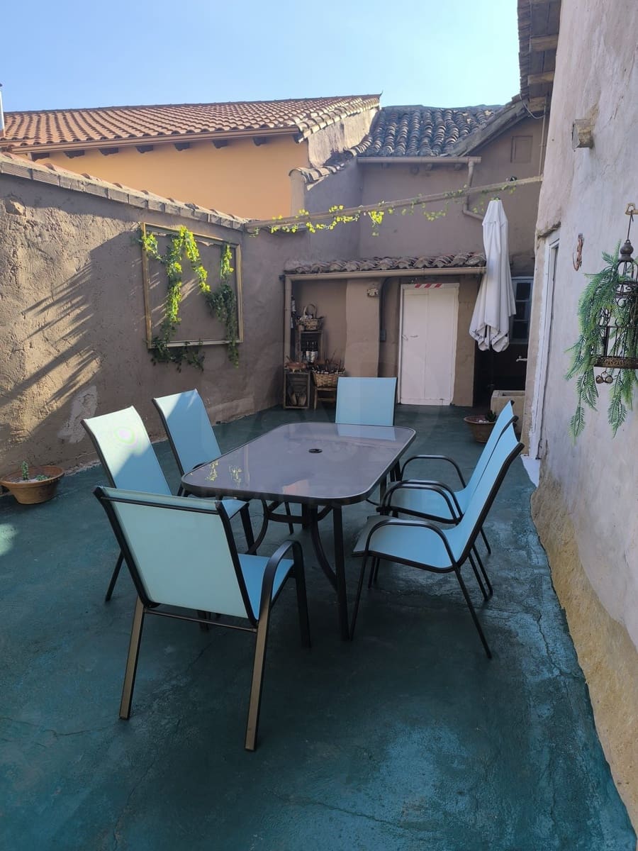 2 quarto Casa em Banda para venda em Leao cidade - 63 000 € (Ref: 9989185)