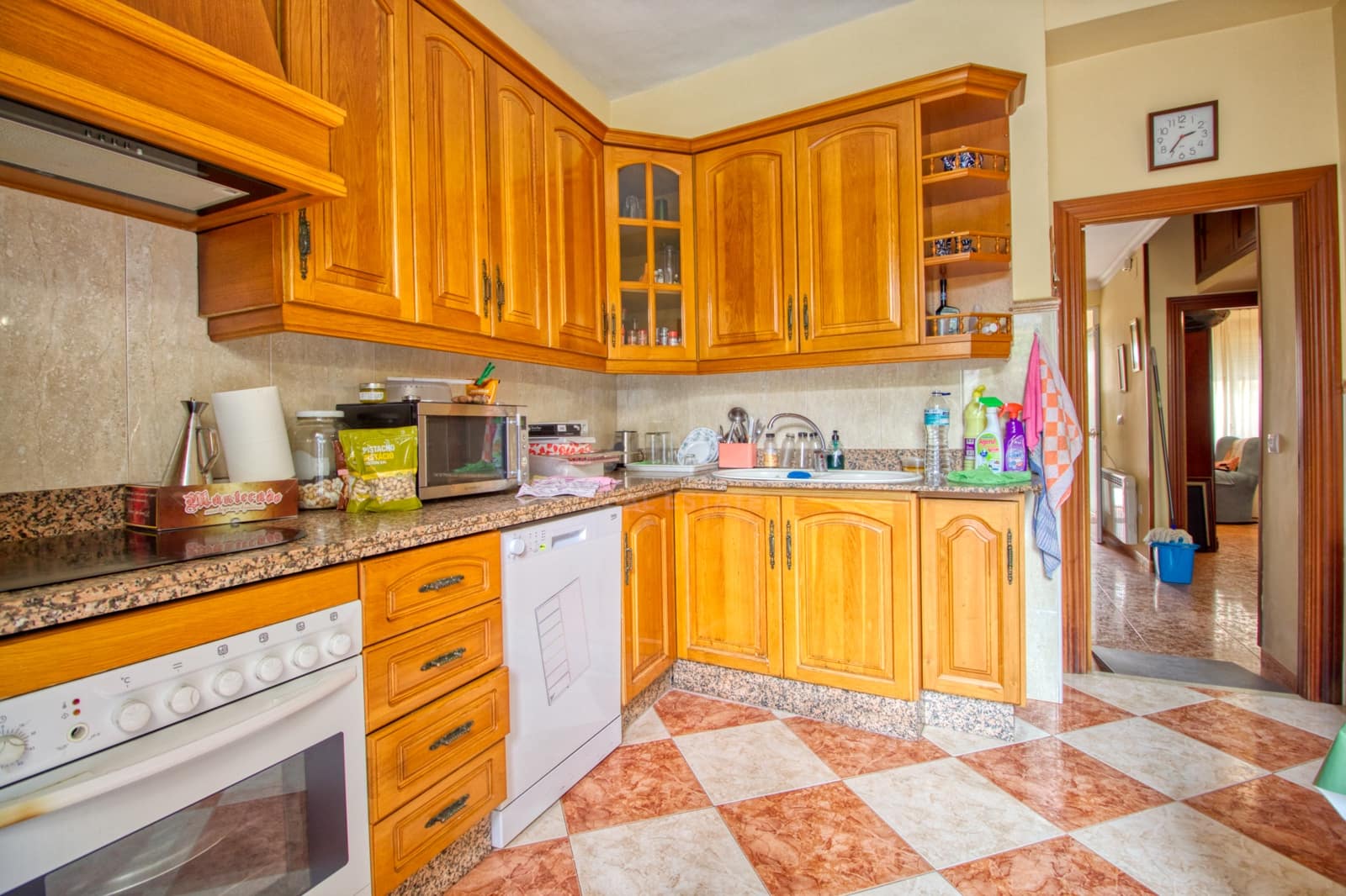 5 slaapkamer Huis te koop in Cordoba stad - € 244.000 (Ref: 9989186)