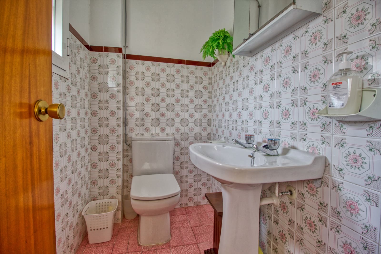 5 slaapkamer Huis te koop in Cordoba stad - € 244.000 (Ref: 9989186)