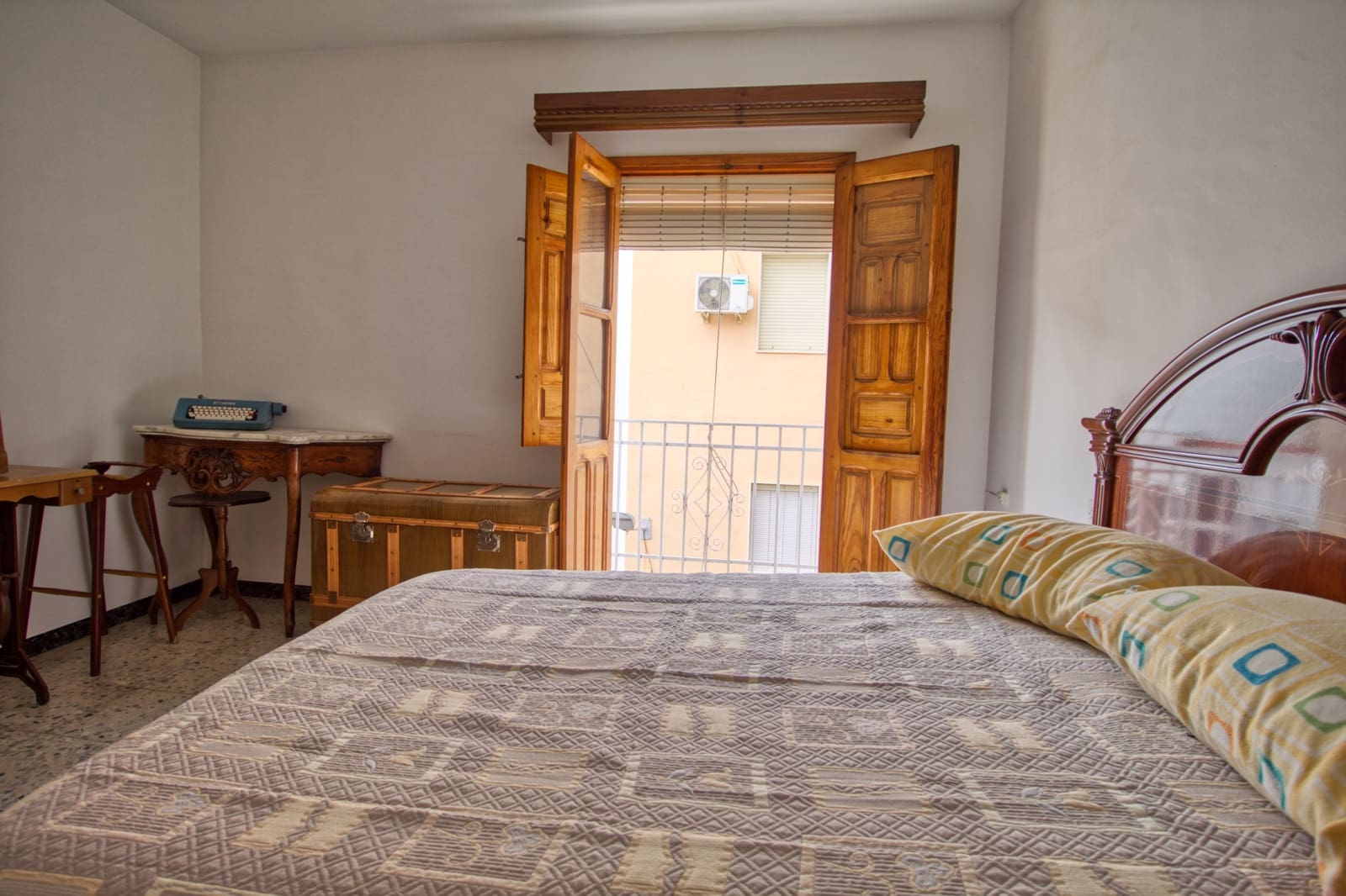 5 slaapkamer Huis te koop in Cordoba stad - € 244.000 (Ref: 9989186)