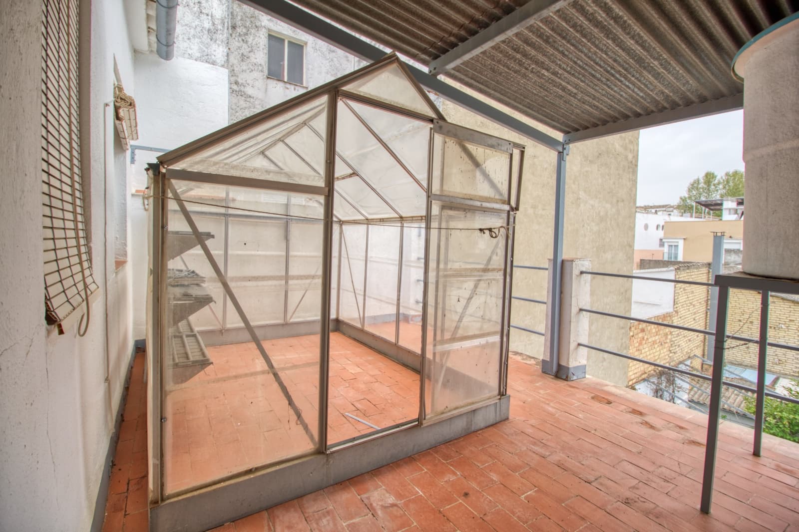 5 slaapkamer Huis te koop in Cordoba stad - € 244.000 (Ref: 9989186)