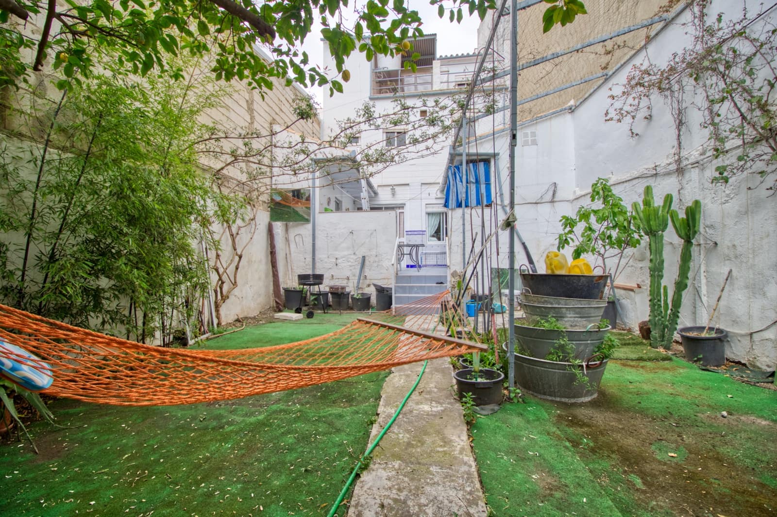 5 slaapkamer Huis te koop in Cordoba stad - € 244.000 (Ref: 9989186)