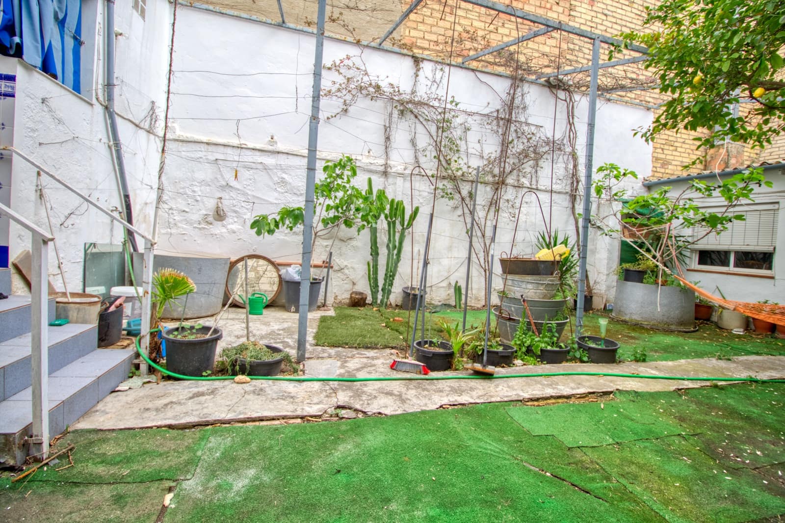 5 slaapkamer Huis te koop in Cordoba stad - € 244.000 (Ref: 9989186)
