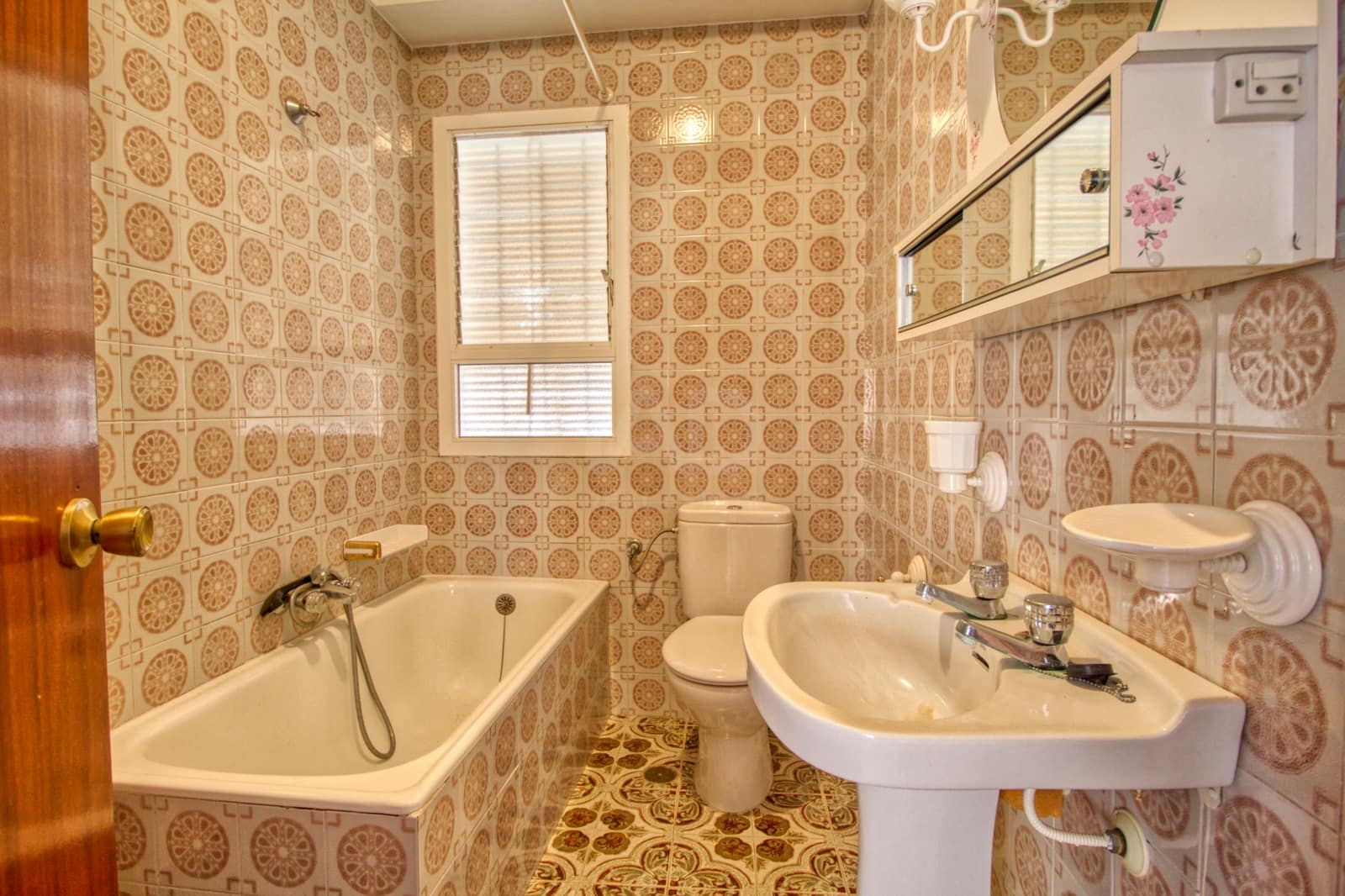 5 slaapkamer Huis te koop in Cordoba stad - € 244.000 (Ref: 9989186)