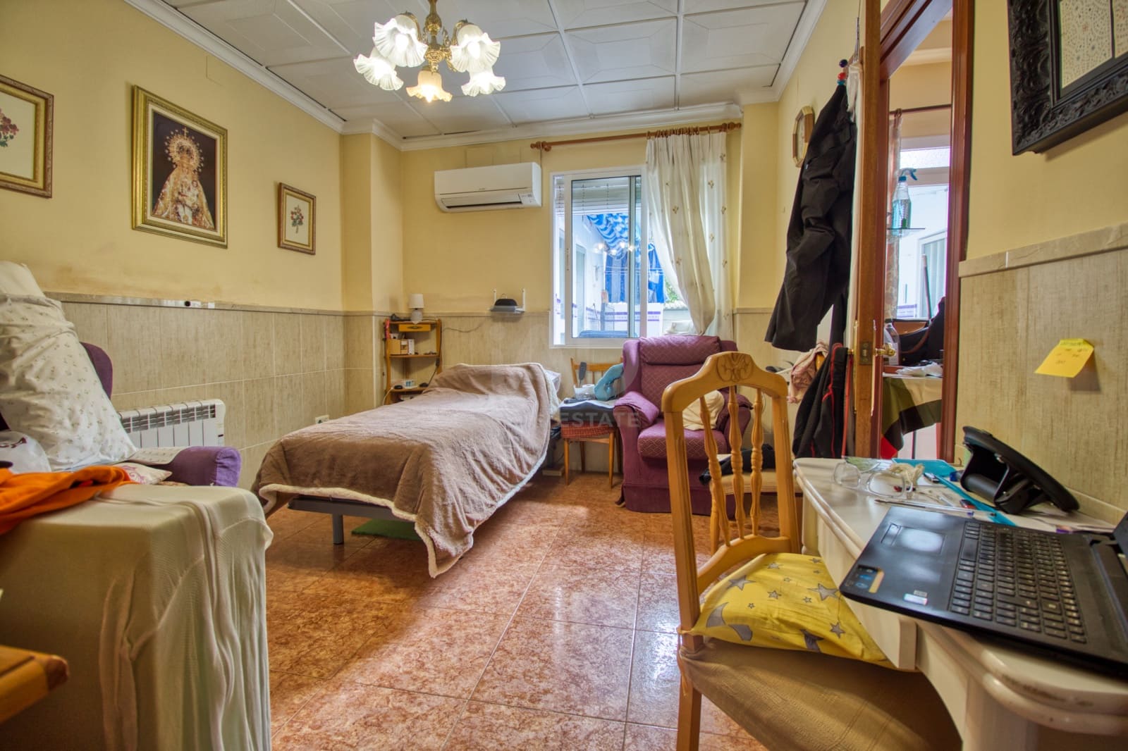 5 slaapkamer Huis te koop in Cordoba stad - € 244.000 (Ref: 9989186)